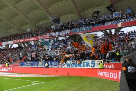 32-REIMS-OM 01.jpg